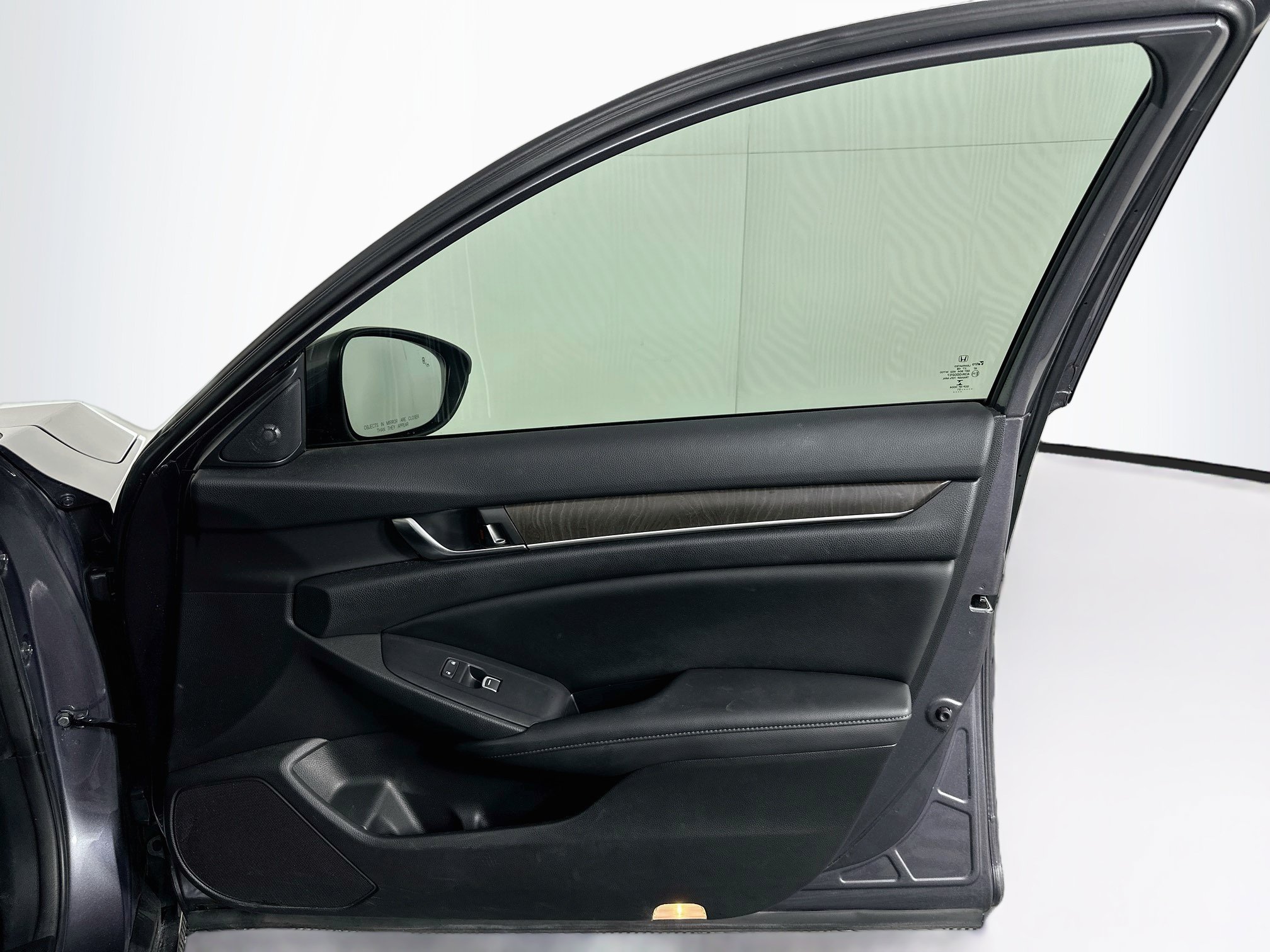 Used 2021 Honda Accord EX-L image 34