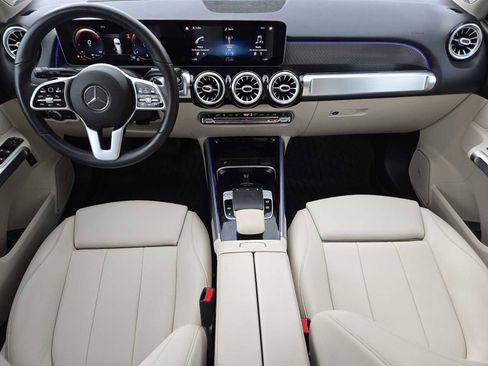 Used 2020 Mercedes-Benz GLB 250 image 25