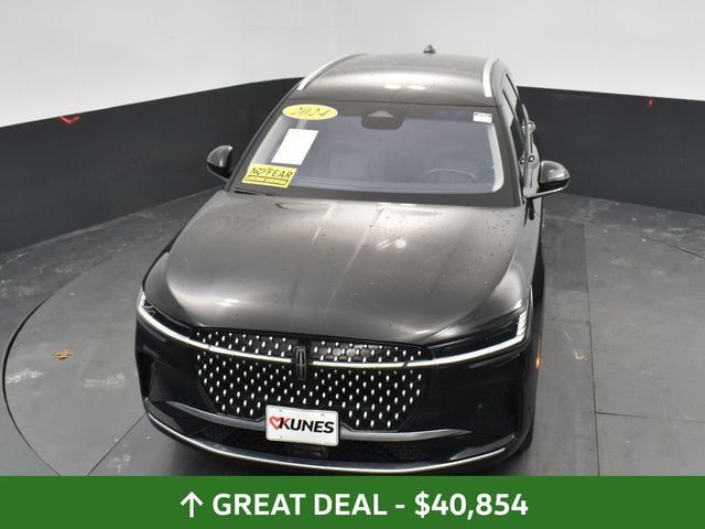 Used 2024 Lincoln Nautilus Reserve AWD/4WD image 42