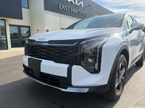 New 2026 Kia Sportage LX AWD/4WD image 3