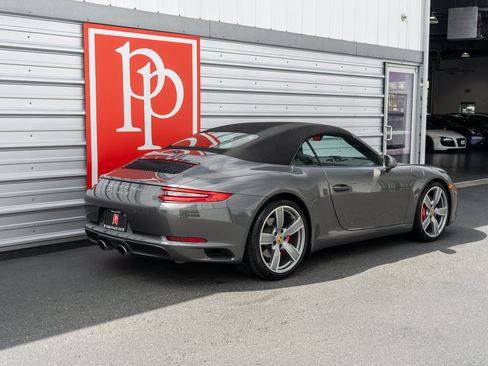 Used 2017 Porsche 911 Carrera S RWD image 39