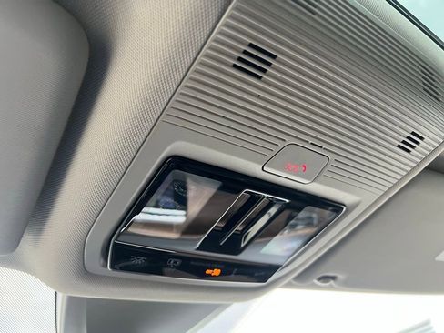 New 2026 Volkswagen Atlas SE FWD image 61