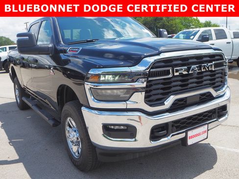 Used 2025 RAM 2500 Tradesman image 4
