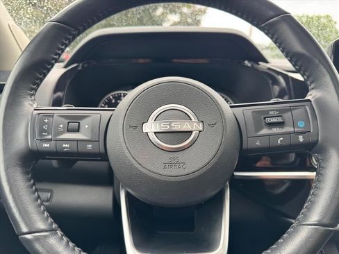 Certified 2022 Nissan Pathfinder SL w/ SL Premium Package FWD image 19