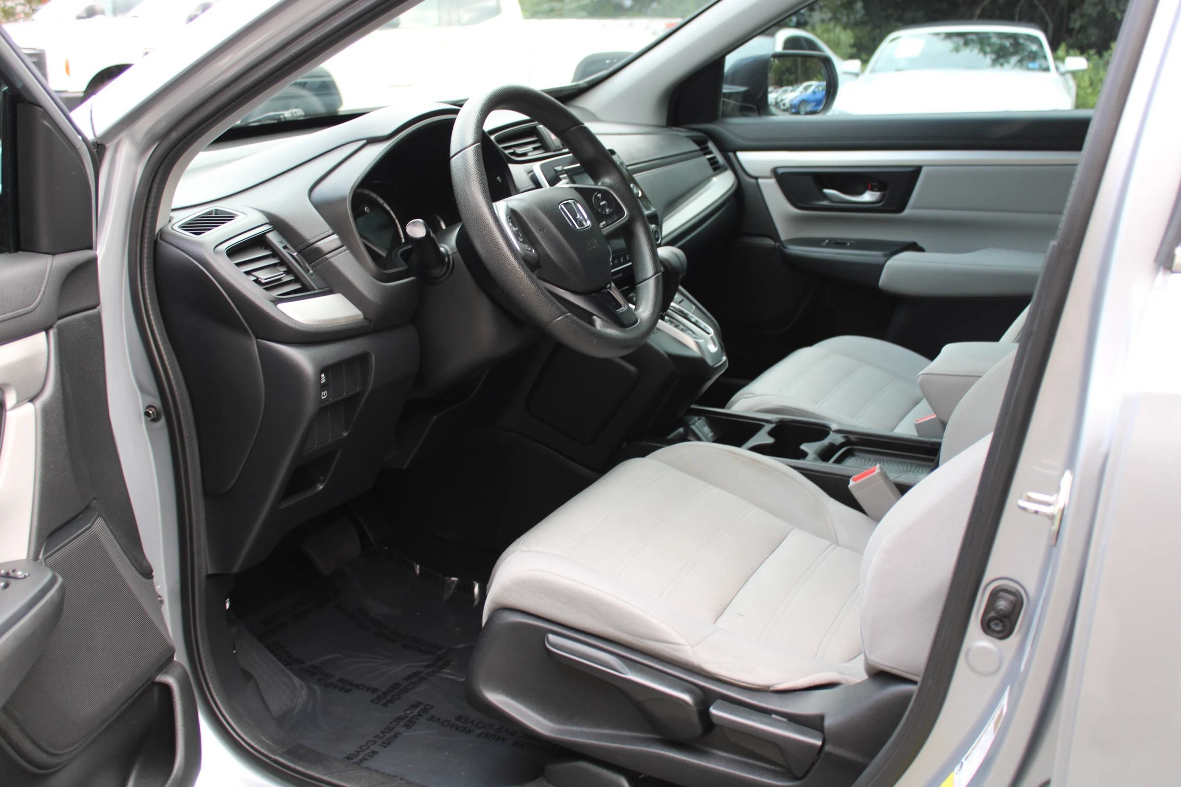 Used 2019 Honda CR-V LX image 19