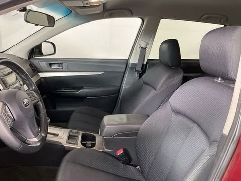 Used 2012 Subaru Outback 2.5i Premium w/ All-Weather Pkg AWD/4WD image 11