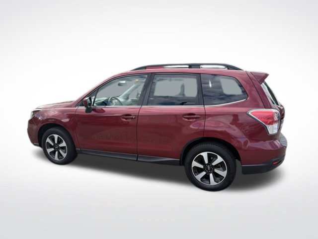 Used 2018 Subaru Forester 2.5i Limited AWD/4WD image 6