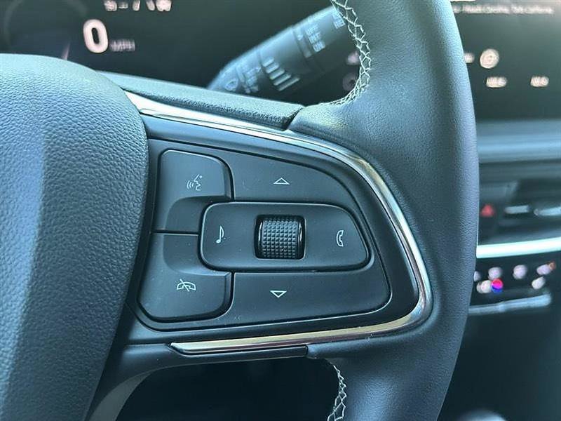 Used 2024 Buick Encore GX Avenir AWD/4WD image 21