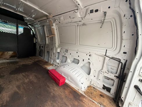 Used 2013 Ford E-250 and Econoline 250 RWD image 21