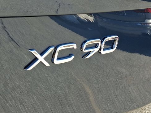 New 2026 Volvo XC90 T8 Ultra w/ Protection Package Premier image 14