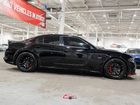 Used 2020 Dodge Charger Scat Pack image 8