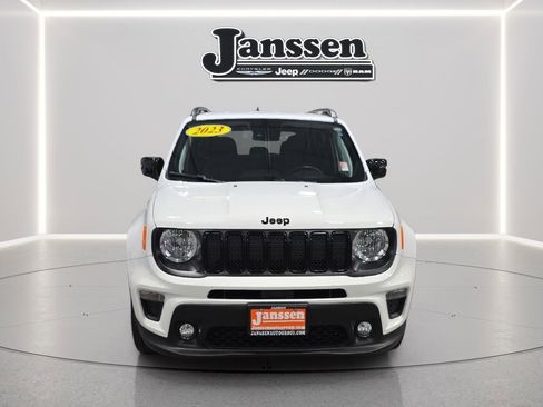 Used 2023 Jeep Renegade Altitude w/ Convenience Group I AWD/4WD image 7