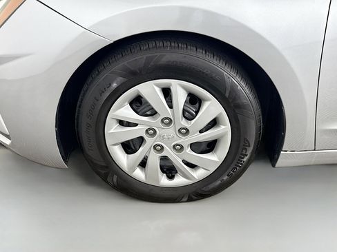 Used 2020 Hyundai Elantra SE w/ Cargo Package (C1) image 37
