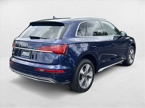 Used 2023 Audi Q5 2.0T Premium w/ Convenience Package image 5