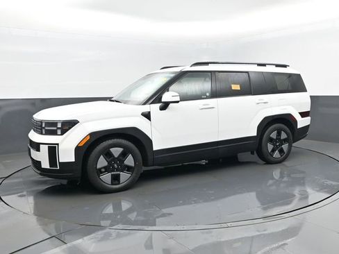 Used 2025 Hyundai Santa Fe SEL image 5