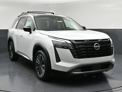 New 2026 Nissan Pathfinder Platinum w/ Lighting Package