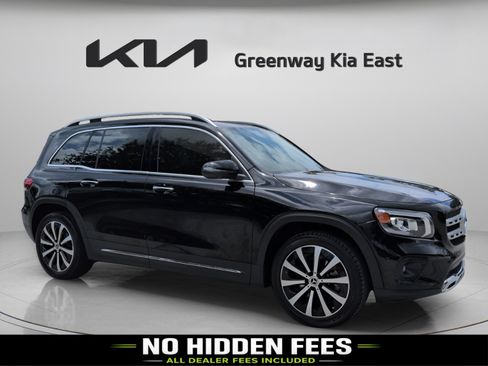 Used 2022 Mercedes-Benz GLB 250 4MATIC image 1