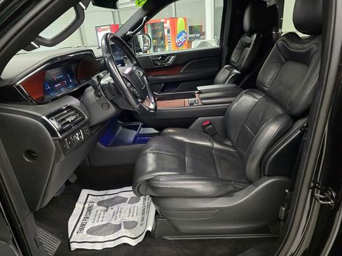 Used 2023 Lincoln Navigator L Reserve AWD/4WD image 19
