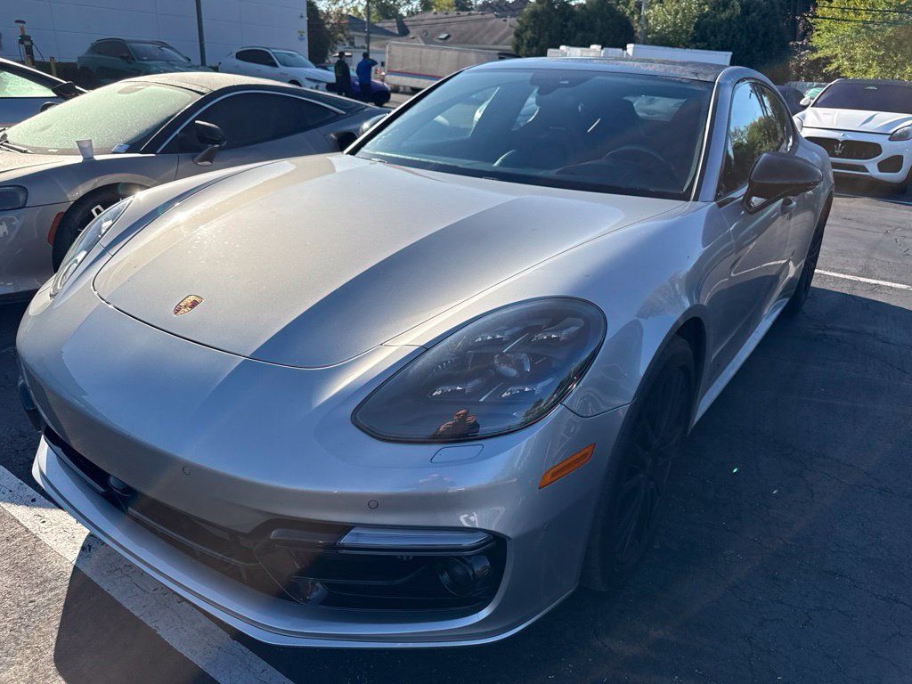 Used 2019 Porsche Panamera GTS AWD/4WD image 3