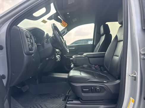 Used 2020 Chevrolet Silverado 1500 LTZ AWD/4WD image 23