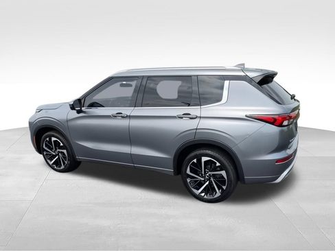 Used 2022 Mitsubishi Outlander SEL AWD/4WD image 6