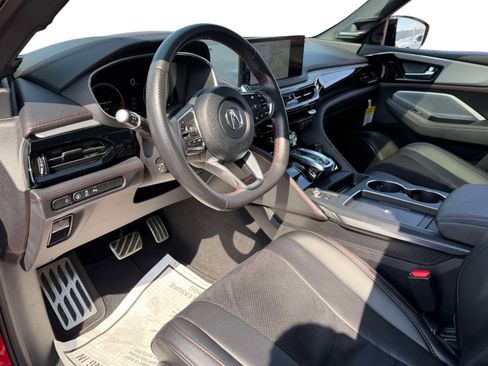 Used 2025 Acura MDX A-Spec image 13