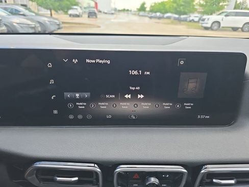 New 2026 Nissan Sentra SV FWD image 8