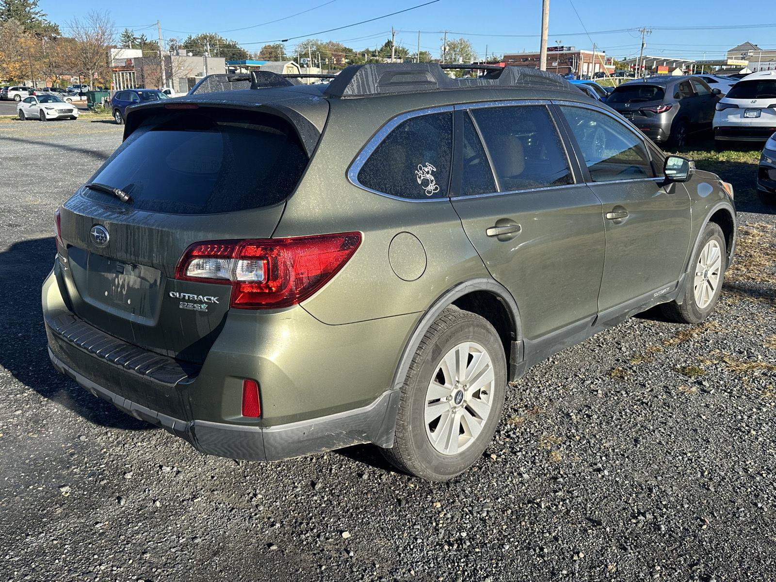 Used 2016 Subaru Outback 2.5i Premium AWD/4WD image 8