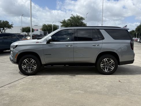 Used 2026 Chevrolet Tahoe Z71 w/ Comfort Package AWD/4WD image 9