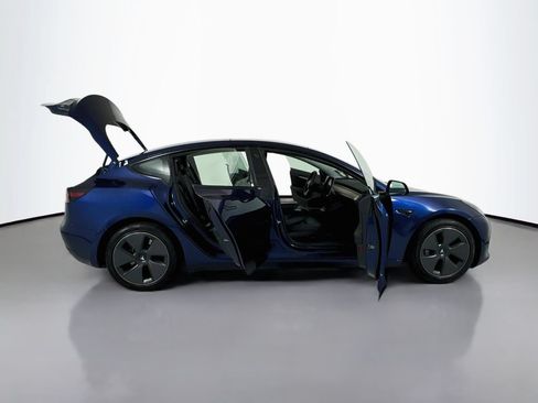 Used 2023 Tesla Model 3 Standard Range RWD image 34