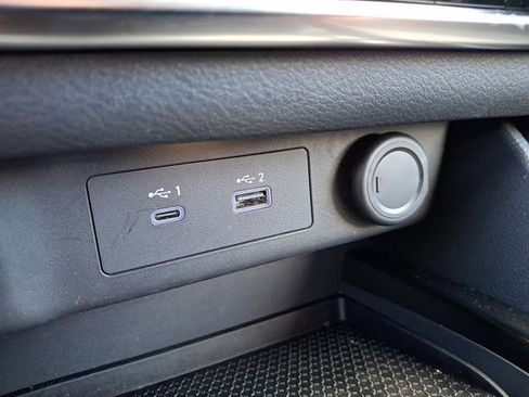 Certified 2022 Nissan Rogue SV image 25