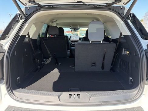 New 2026 Ford Explorer Active AWD/4WD image 19