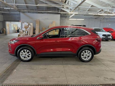 Certified 2023 Ford Escape Active w/ Tech Pack #2 image 5