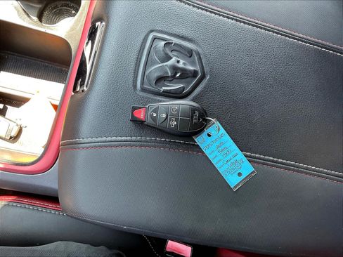 Used 2015 RAM 1500 Rebel AWD/4WD image 34