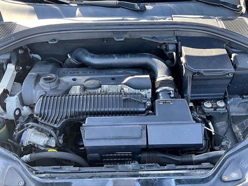 Used 2016 Volvo XC60 T5 Premier w/ Protection Package image 31