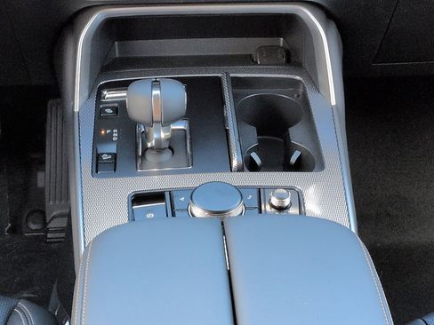 New 2026 MAZDA CX-90 Plug-In Hybrid w/ Preferred image 18