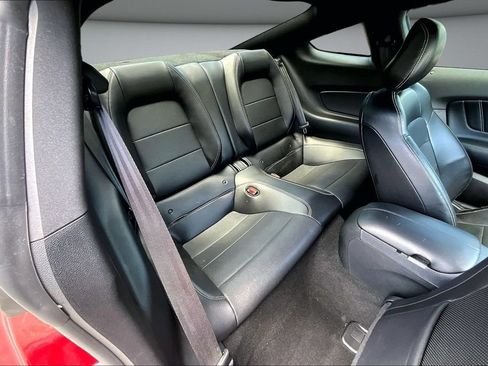 Used 2021 Ford Mustang GT Premium w/ Black Accent Package RWD image 25