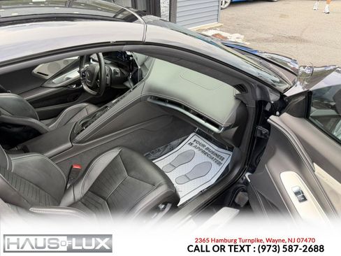 Used 2021 Chevrolet Corvette Stingray Premium Cpe w/ Z51 Performance Package RWD image 21