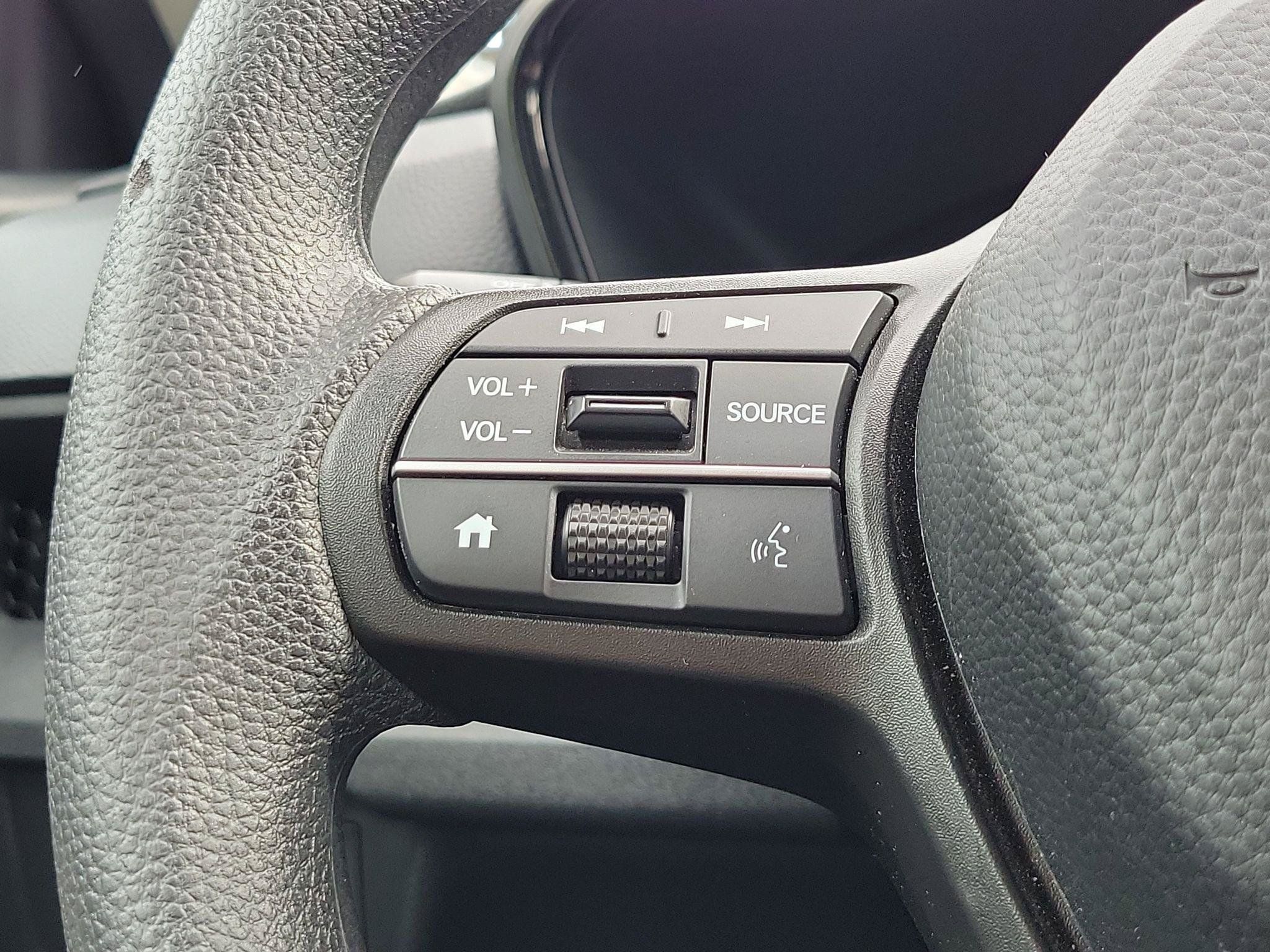 Used 2025 Honda CR-V EX image 12