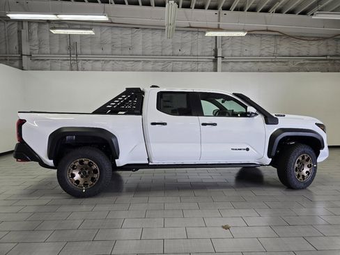 New 2026 Toyota Tacoma 4x4 Double Cab Hybrid image 19