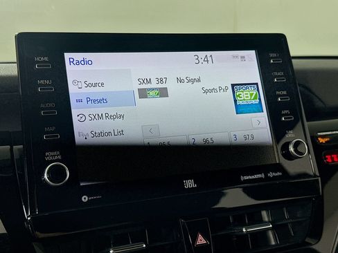 Used 2022 Toyota Camry XSE FWD image 28