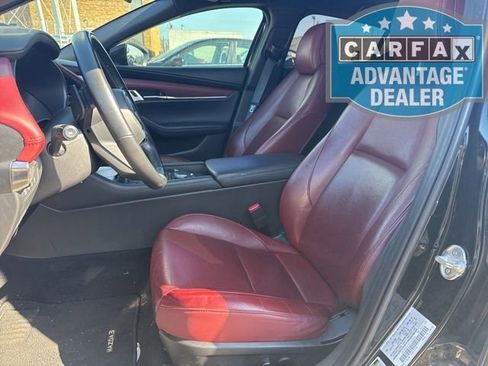 Used 2024 MAZDA MAZDA3 Hatchback w/Premium Plus Pkg image 7