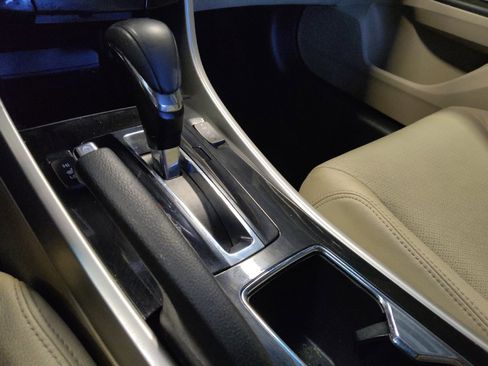 Used 2017 Honda Accord EX-L image 26