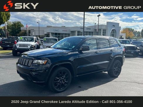 Used 2020 Jeep Grand Cherokee Altitude image 1