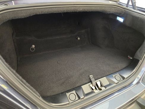 Used 2024 Ferrari Roma RWD image 24