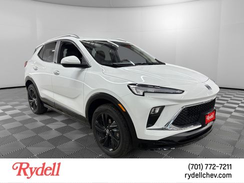 Used 2024 Buick Encore GX Sport Touring AWD/4WD image 7
