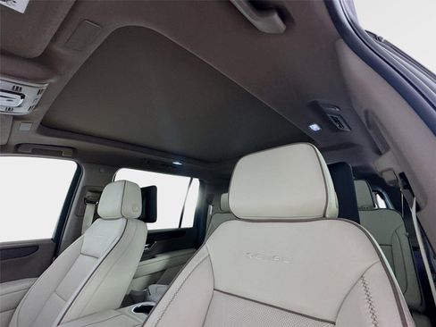 New 2026 GMC Yukon XL Denali AWD/4WD image 14