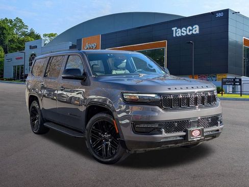 Used 2023 Jeep Wagoneer Series II image 1