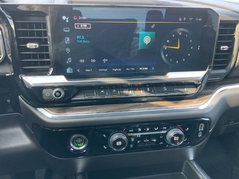 Used 2023 Chevrolet Silverado 1500 LT Trail Boss image 20