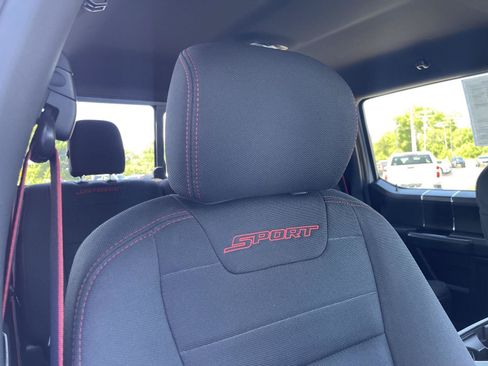 Used 2019 Ford F150 XLT w/ Equipment Group 302A Luxury AWD/4WD image 33